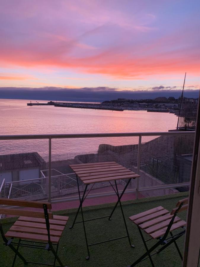 Un Balcon Sur La Mer, Acces Direct A La Plage グランビル エクステリア 写真